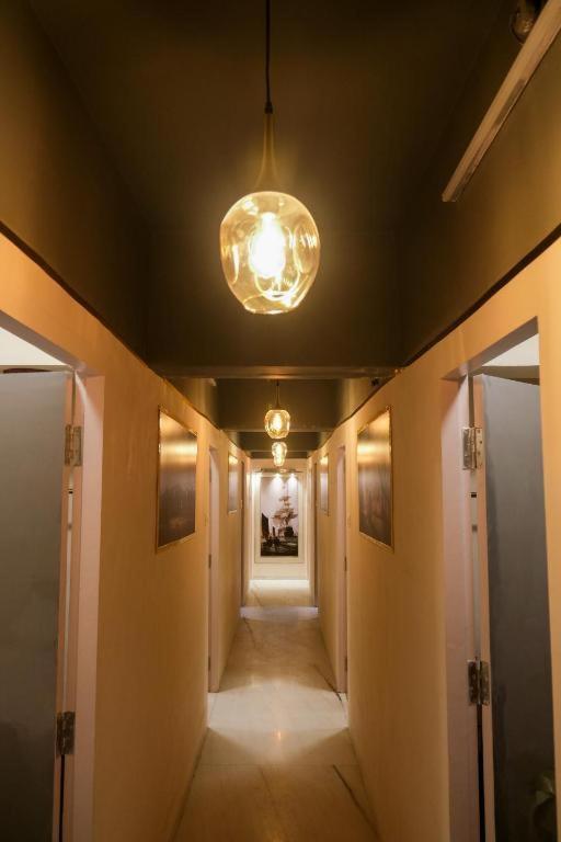 Hotel Vrc Мумбаи Экстерьер фото